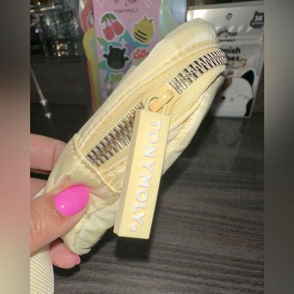 TONYMOLY Squishmallows Cam Blemish Patches, Self Care Sheet Masks & Fanny Pack - Picture 14 of 17